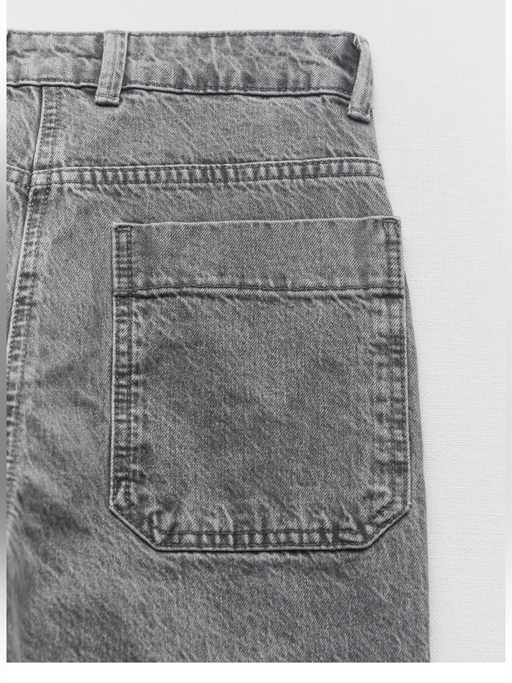 Zara Mid Rise Worker Jeans - Picture 5 of 6